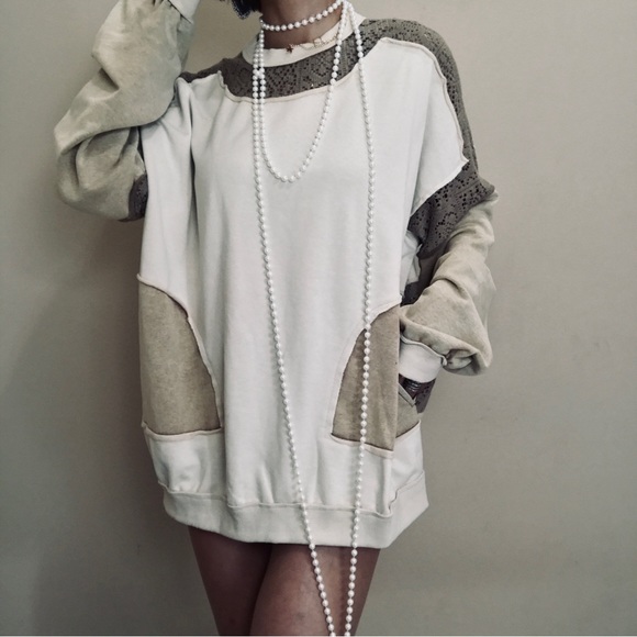 Brand new baggy pocket  sweater shirt - Picture 4 of 10